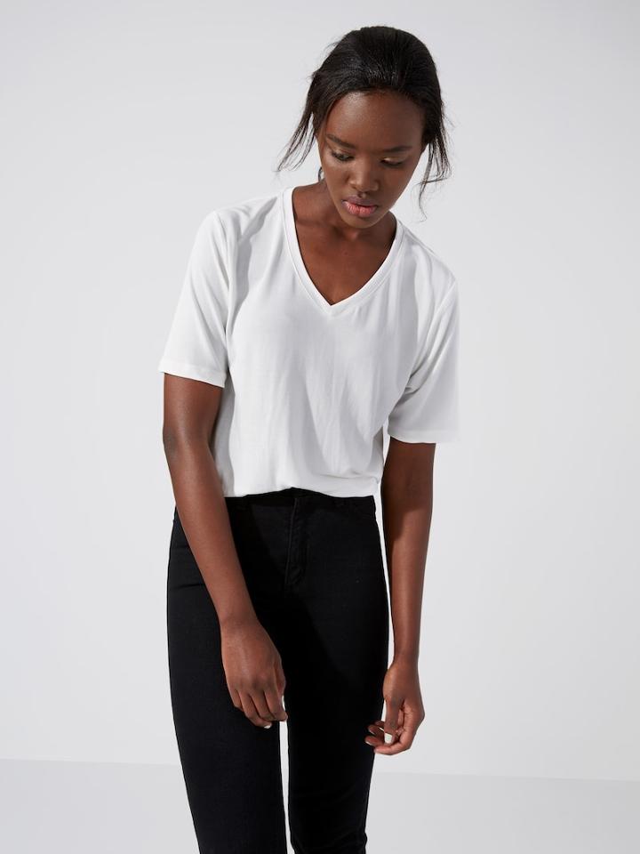 Frank + Oak Fluid V-neck Tee In Bright White