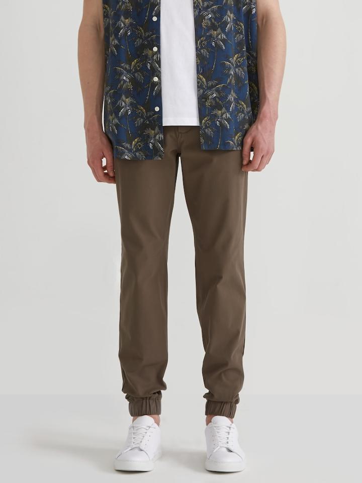 Frank + Oak Woven Cottontwill Jogger In Chocolate Chip