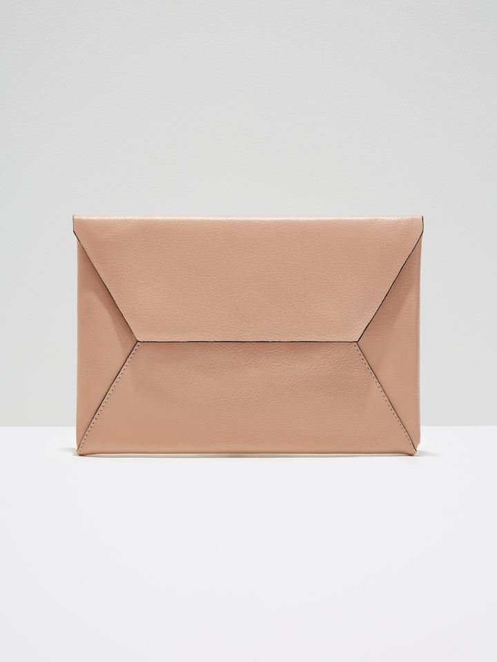 Frank + Oak The Teatro Leather Clutch In Dusty Pink