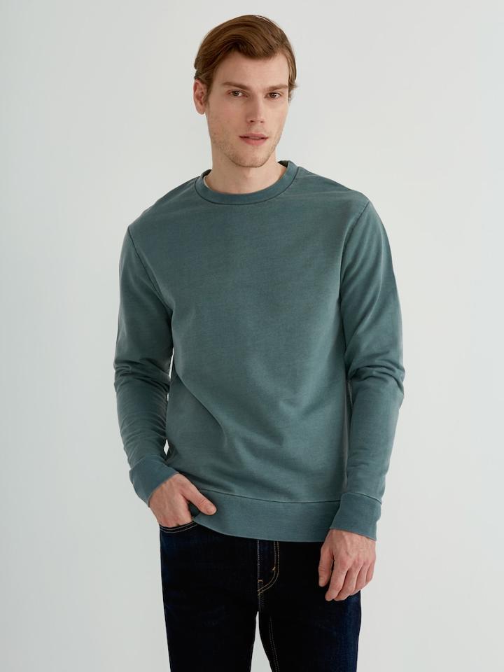 Frank + Oak Washed Crewneck In Balsam Green