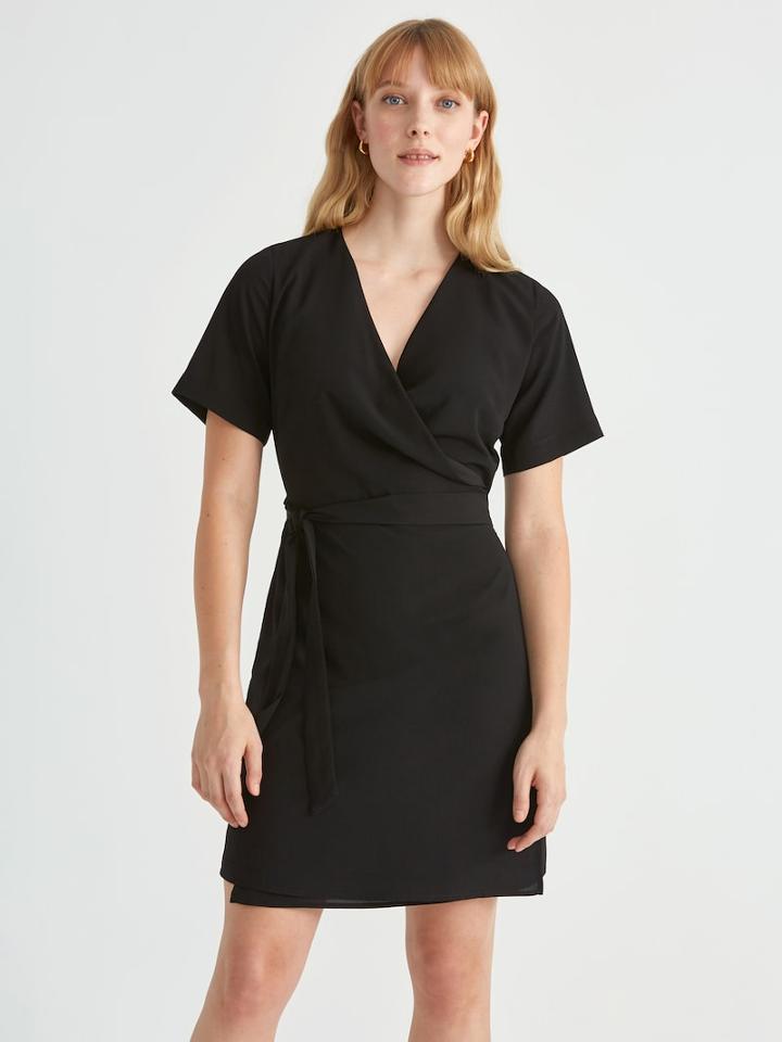 Frank + Oak Short Sleeve Wrap Dress In True Black
