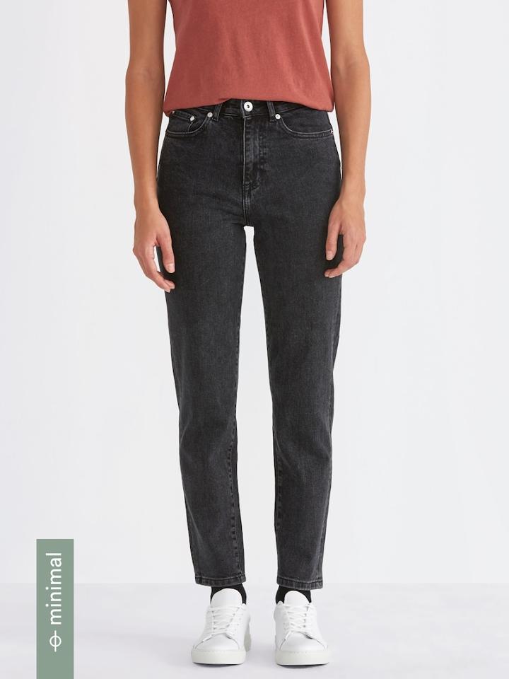 Frank + Oak The Stevie High-waisted Tapered Jean In Washed Black