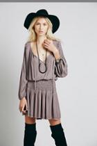 Endless Summer Womens Chrysanthemum Dress