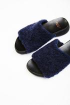 Atelje 71 Womens Rockwood Fur Slide Sandal