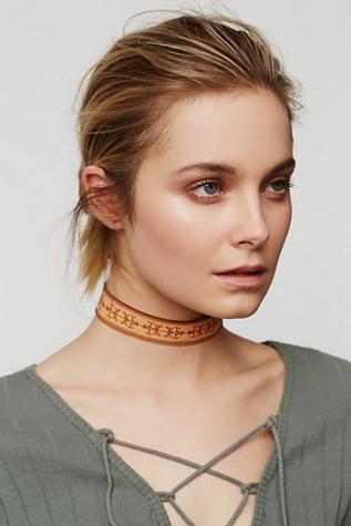 Understated Leather X Free People Womens Glastonbury Leather Choke