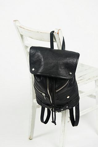 Pelechecoco Womens Edie Leather Backpack