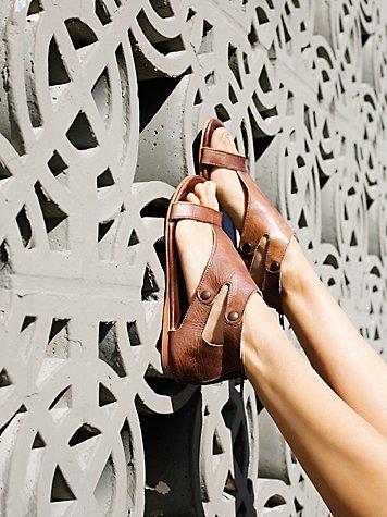 Bed Stu Soto Washed Leather Sandal