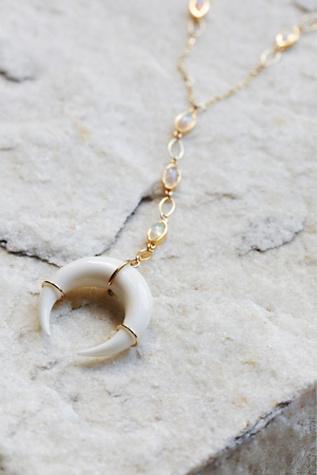 Lili Claspe Womens Opal Horn Lariat Necklace