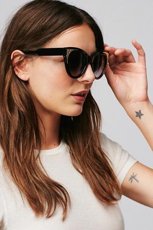 Free People Womens Pretty Kitty Sunglass