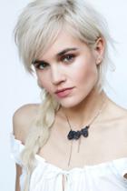 Petite Pierres Womens My Shadow Crystal Collar