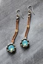 Mikal Winn Womens Raw Stone Droplet Earring