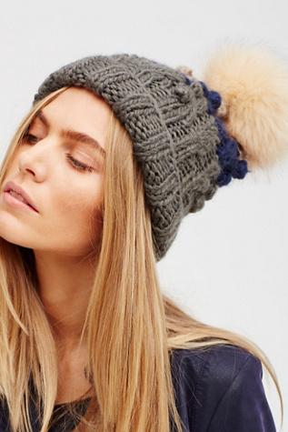 Free People Womens Mile High Stripe Pom Bean