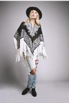Tanja Pignatelli Womens Odyssey Embroidered Fringe Cape