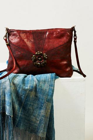 Campomaggi Womens Arrow Rose Leather Crossbody