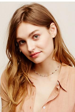 Lili Claspe Womens Flower Bomb Delicate Chok