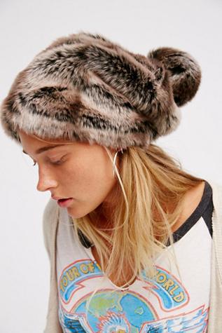 Free People Womens Faux Fur Slouchy Beanie