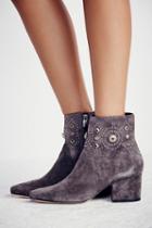Sigerson Morrison Womens Cailyn Heeled Boot