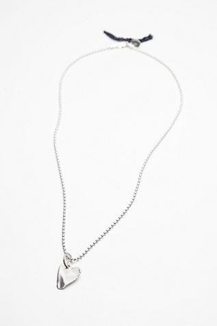 18 Waits Womens Loved Heart Necklace