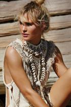 Astali Womens Into The Wild Necklace