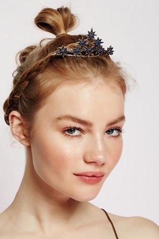 Ahreum La Couture Womens Cassiopeia Bun Pin