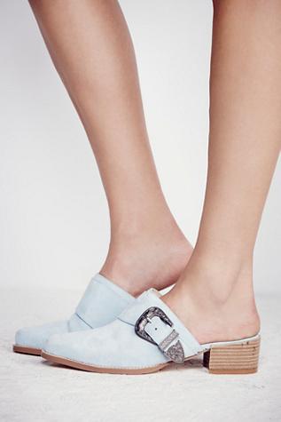 Nightwalker Womens Empire Ii Flat