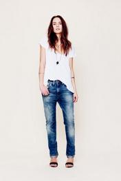 Levi's Womens Levis 1954 Boyfriend Jean