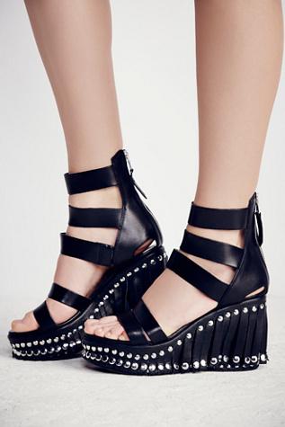 El Vacquero Womens Compass Fringe Wedge