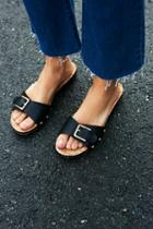 Restricted Womens On And Off Footbed