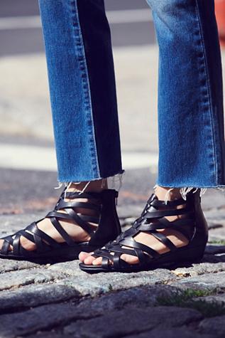 Restricted Womens Charger Mini Wedge