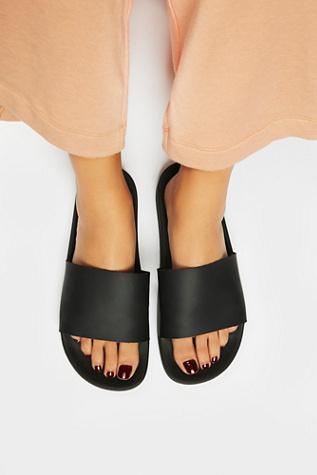 Brand Black Womens Dive In Slide Sandal