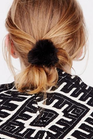 Free People Womens Faux Fur Pom Hair Tie
