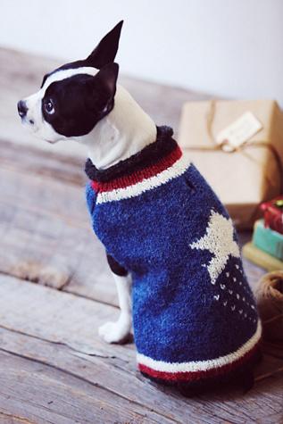 Peruvian Trading Co Womens Americana Dog Sweater