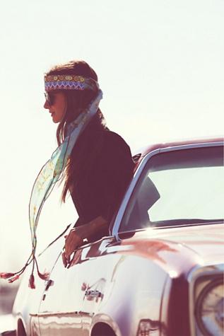 Vismaya Womens Embroidered Head Scarf