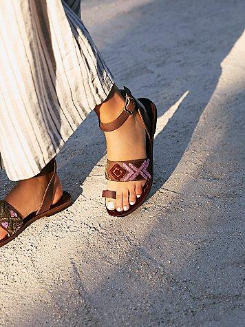 Fp Collection Torrence Stitch Flat Sandal