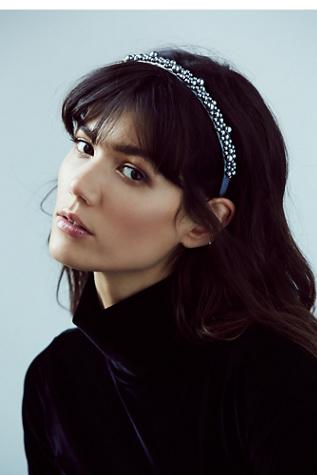 Pin & Tube Womens Pearl Cluster Headband