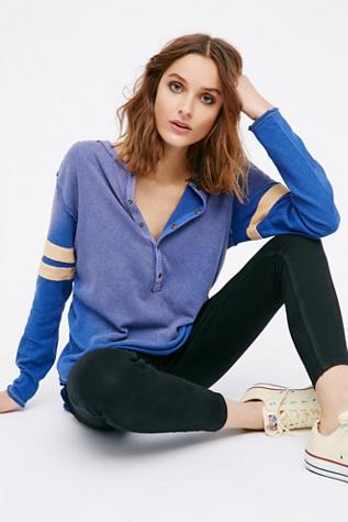 We The Free Womens Oui Oui Tee
