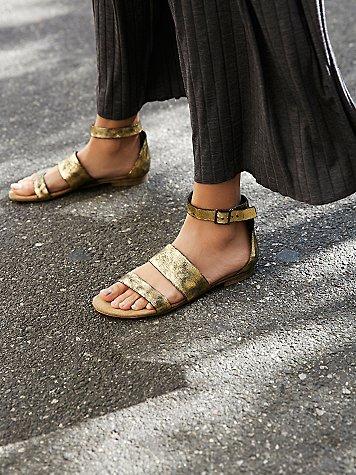 Crowe Distressed Sandal By Fp Collection