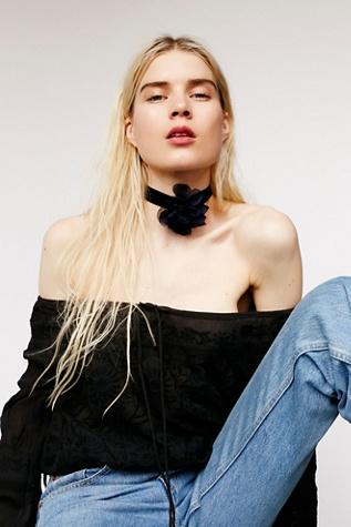 Free People Womens Carmen Rose Choker