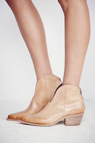 Vic Matie Womens Vista Verde Western Boot