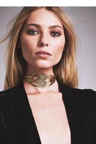 Sanktoleono Jewelry Womens Alice Choker