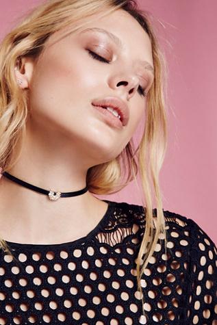 Free People Womens Alice Leather Charm Choke