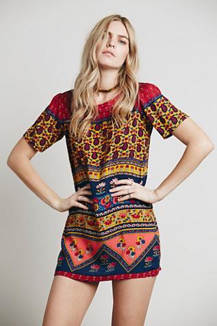 Novella Royale Womens Roadie Dress