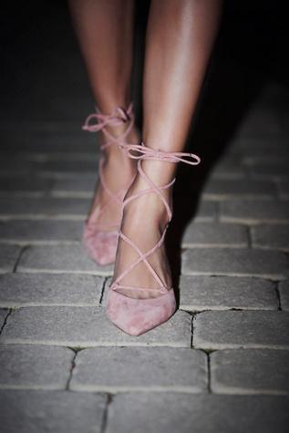 Jeffrey Campbell X Free People Womens Andra Kitten Heel