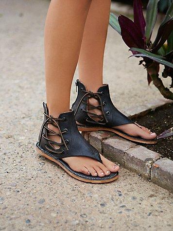 Baske Sandal