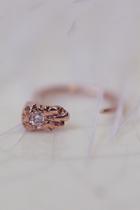 Communion By Joy Womens Single Diamond Ear Hug