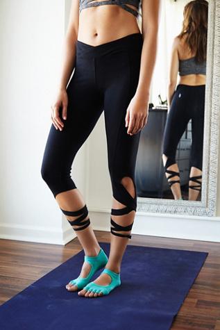 Toesox Womens Pointelle Namaste Yoga So