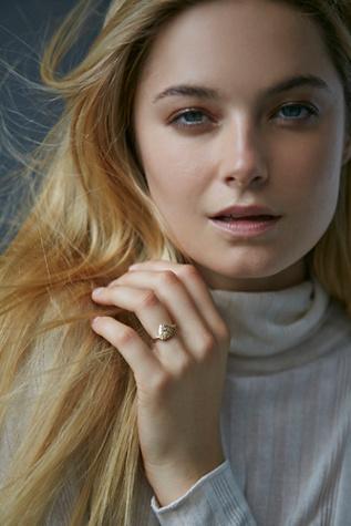 Communion By Joy Smith Womens Star Pyramid Diamond Ring