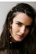 Regal Rose Womens Hair Bead Clickers