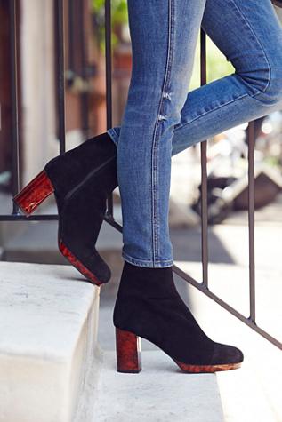Fp Collection Womens Liquid Gold Platform Boot