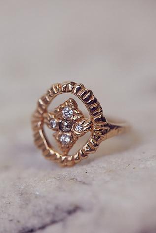 Communion By Joy Womens Radiance Shield Diamond Ring